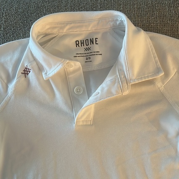 Rhone Toddler white polo - size 2/3 - Picture 3 of 4